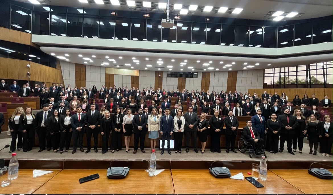 CLAUSURA
DIPLOMADO EN FORMACIÓN POLÍTICA, 8VA EDICIÓN
10 de diciembre, 2025
Sala Bicameral del Congreso de la Nación