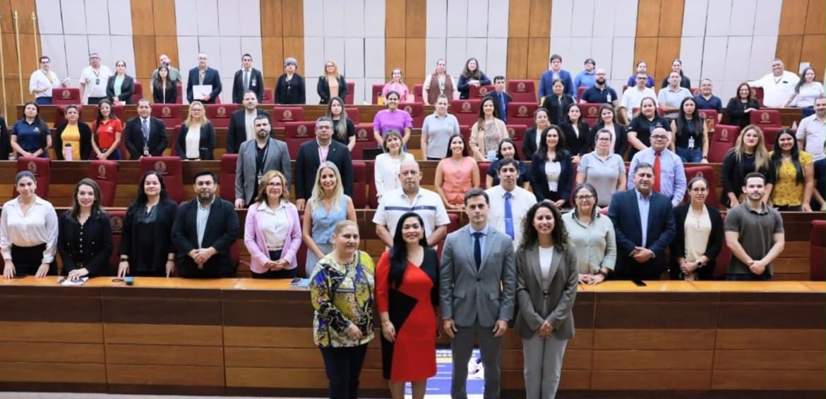 CLAUSURA
TALLER EN POLÍTICAS INSTITUCIONALES Y SISTEMA DE CONTROL
20 de marzo, 2026
Sala Bicameral del Congreso de la Nación