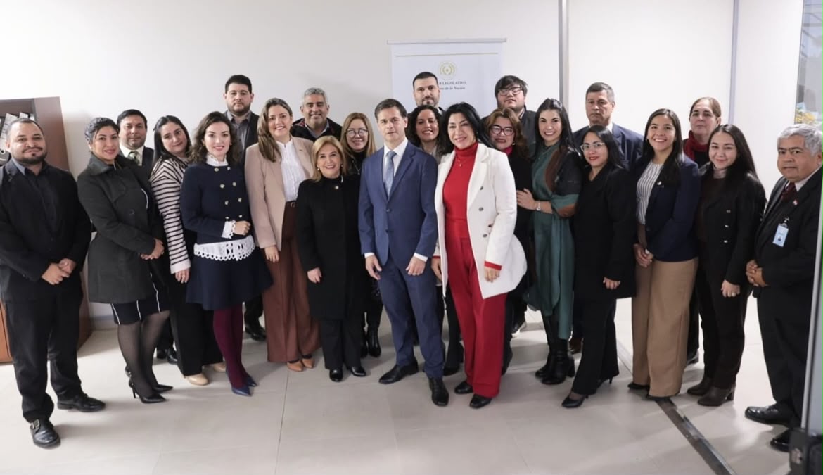 VISITA DE LA SENADORA DE LA NACIÓN HERMELINDA ALVARENGA, A LA SEDE INSTITUCIONAL DE LA ACADEMIA LEGISLATIVA
6 de julio, 2026